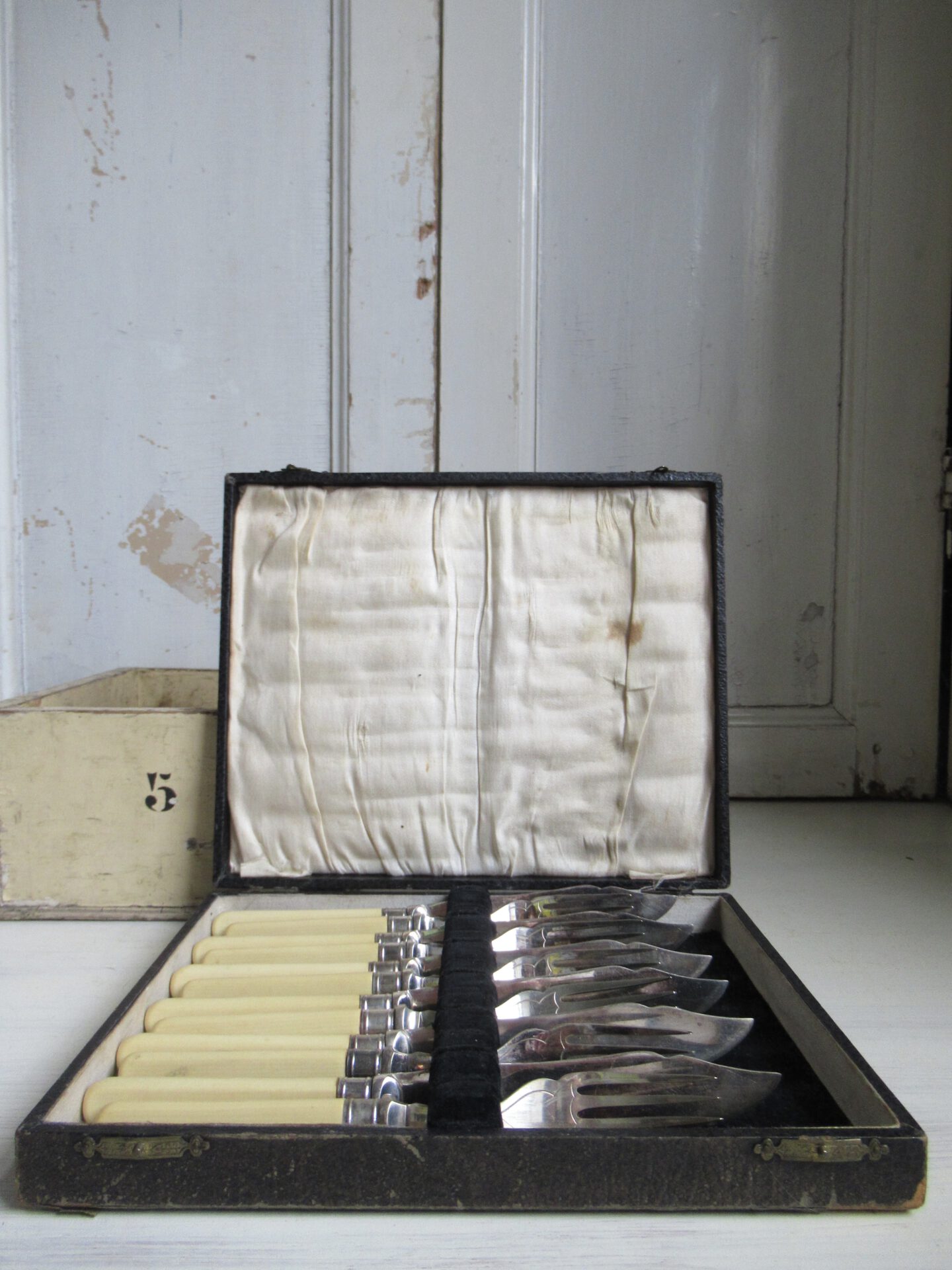 oud Engels visbestek in doos - Afbeelding 2